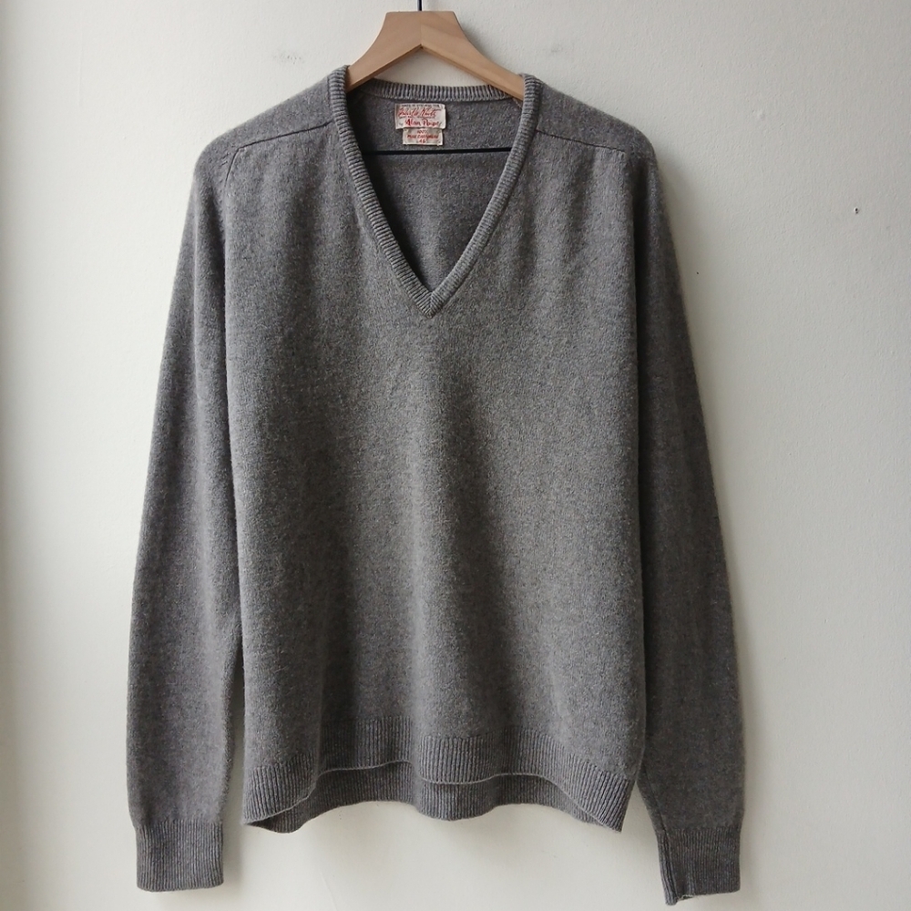 Alan Paine 100% Cashmere V Neck Sweater Taupe Men's 46
